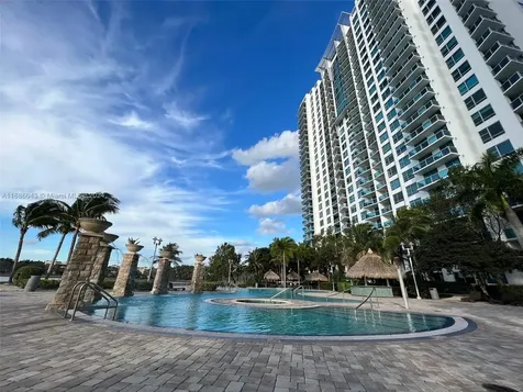 2641 N Flamingo Road Sunrise FL 33323