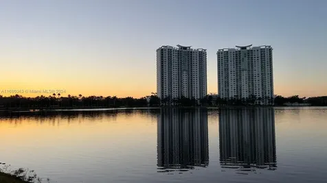2641 N Flamingo Road Sunrise FL 33323