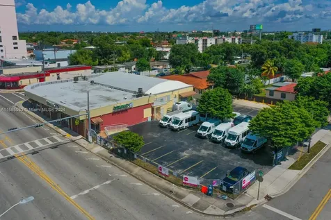 721 NW 21st Court Miami FL 33125