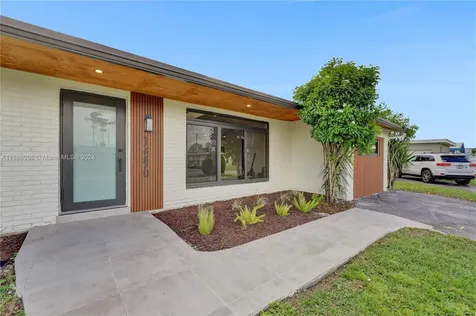 12270 NW 29th Place Sunrise FL 33323