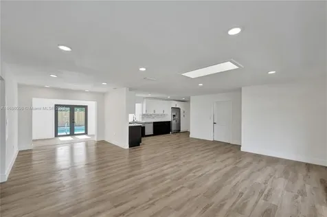 12270 NW 29th Place Sunrise FL 33323