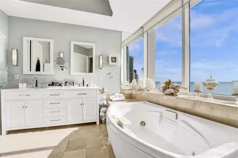 18101 Collins Avenue Sunny Isles Beach FL 33160