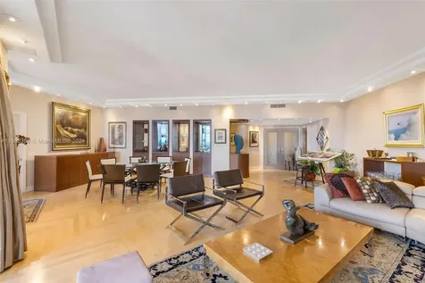 10 Edgewater Drive Coral Gables FL 33133
