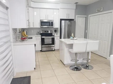 1532 SE 31st Court Homestead FL 33035
