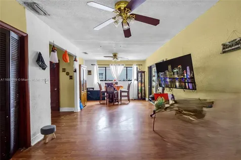 4430 SW 11th Street Coral Gables FL 33134