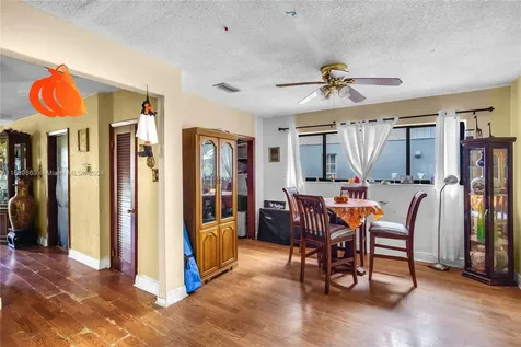 4430 SW 11th Street Coral Gables FL 33134