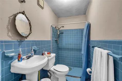 4430 SW 11th Street Coral Gables FL 33134
