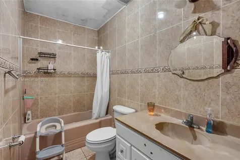 4430 SW 11th Street Coral Gables FL 33134