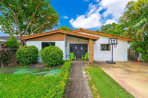 4430 SW 11th Street Coral Gables FL 33134