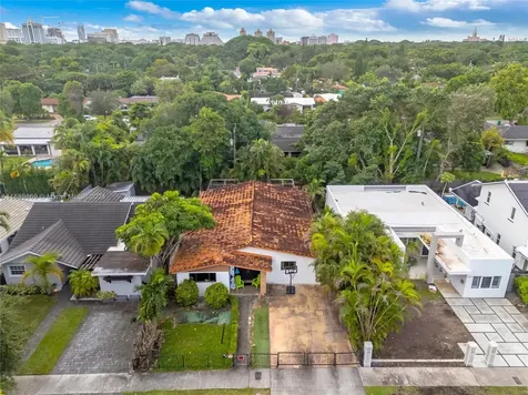 4430 SW 11th Street Coral Gables FL 33134