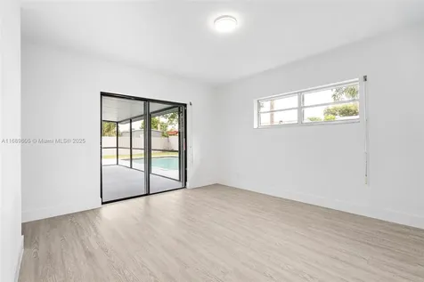 6824 NW 24th Way Fort Lauderdale FL 33309