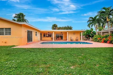 8710 SW 26th Court Davie FL 33328