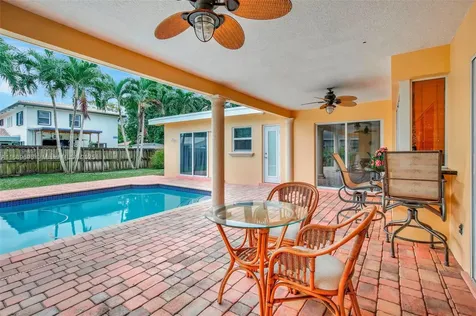 8710 SW 26th Court Davie FL 33328