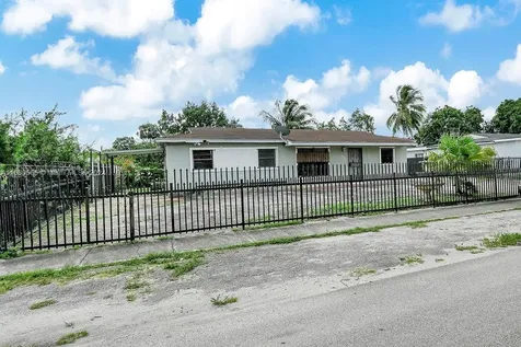 4480 NW 201st Street Miami Gardens FL 33055