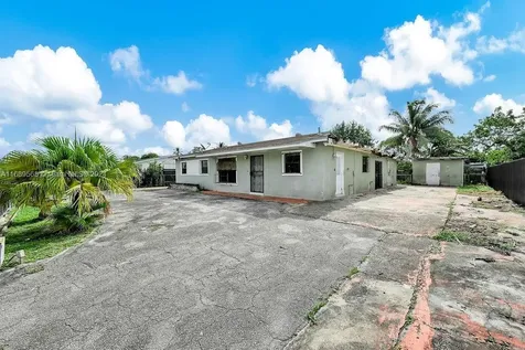 4480 NW 201st Street Miami Gardens FL 33055