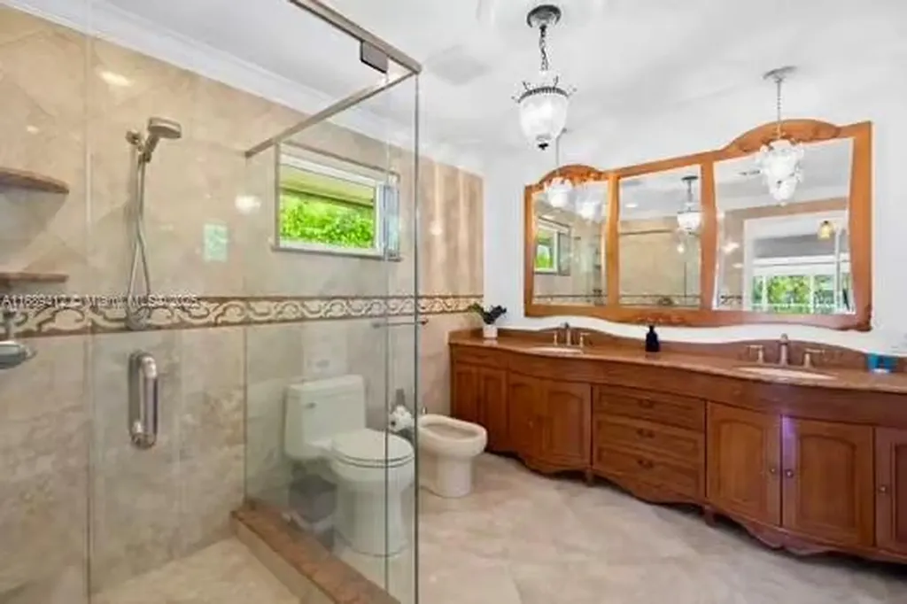 3333 NE 38th Street Fort Lauderdale FL 33308