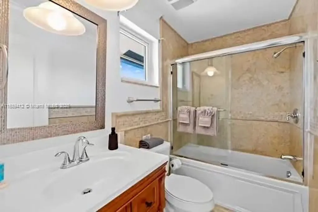 3333 NE 38th Street Fort Lauderdale FL 33308