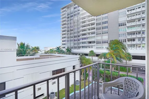 3215 N Ocean Drive Hollywood FL 33019