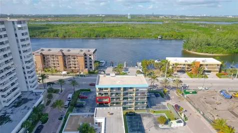 3215 N Ocean Drive Hollywood FL 33019