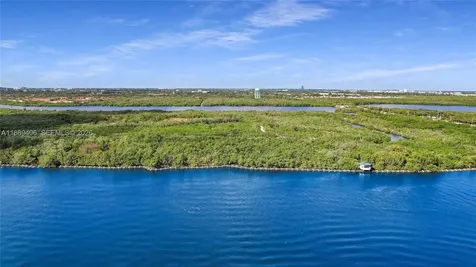 3215 N Ocean Drive Hollywood FL 33019