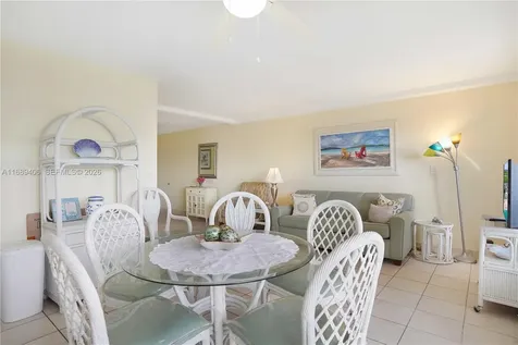 3215 N Ocean Drive Hollywood FL 33019