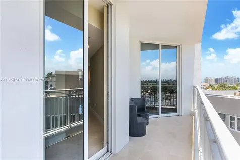9751 E Bay Harbor Drive Bay Harbor Islands FL 33154