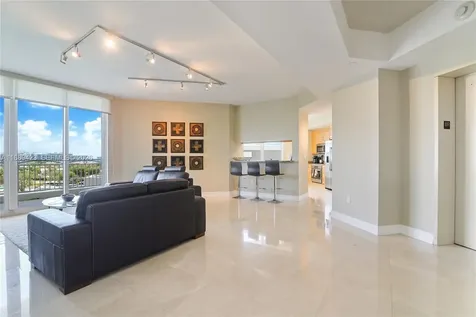 9751 E Bay Harbor Drive Bay Harbor Islands FL 33154