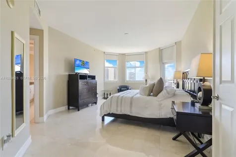9751 E Bay Harbor Drive Bay Harbor Islands FL 33154