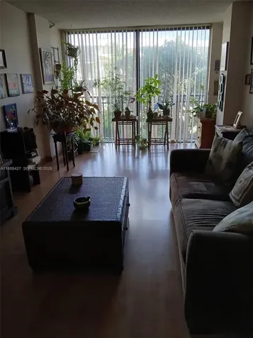 17021 N Bay Road Sunny Isles Beach FL 33160