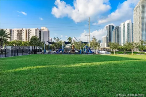 17021 N Bay Road Sunny Isles Beach FL 33160