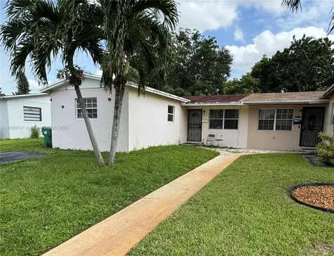 19133 NW 35th Avenue Miami Gardens FL 33056