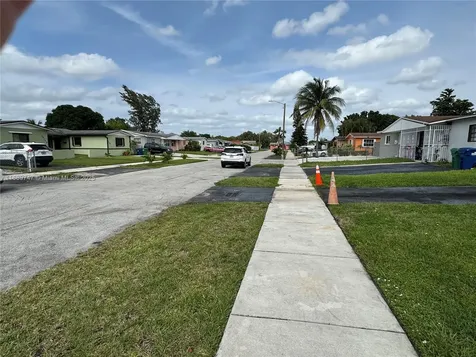 19133 NW 35th Avenue Miami Gardens FL 33056