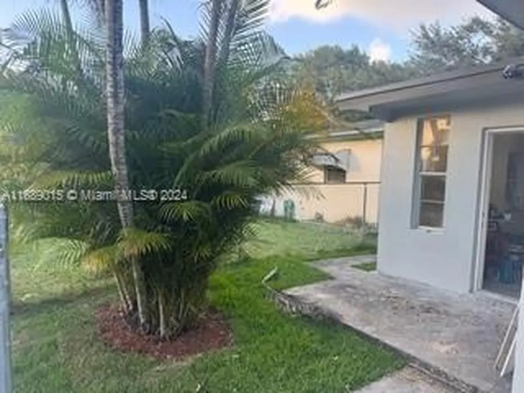 2503 NW 9th Street Fort Lauderdale FL 33311