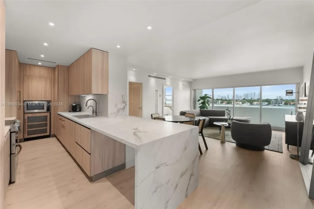 3 Island Avenue Miami Beach FL 33139
