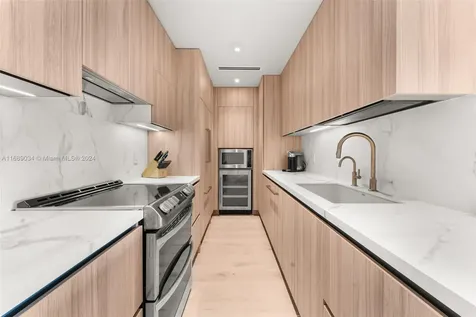 3 Island Avenue Miami Beach FL 33139