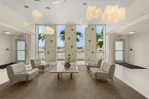 3 Island Avenue Miami Beach FL 33139