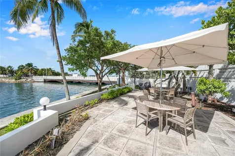 3 Island Avenue Miami Beach FL 33139