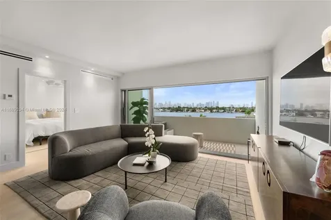 3 Island Avenue Miami Beach FL 33139