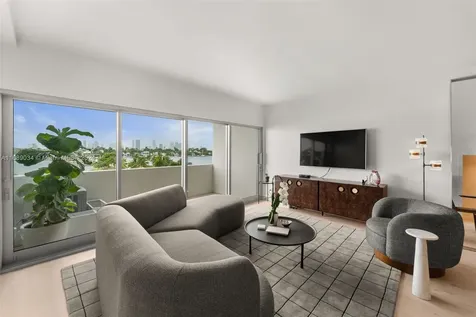 3 Island Avenue Miami Beach FL 33139