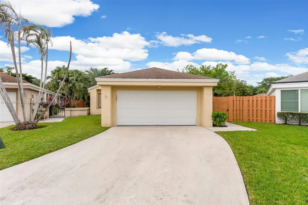 3331 NW 22nd Place Coconut Creek FL 33066
