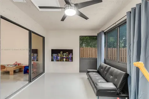3331 NW 22nd Place Coconut Creek FL 33066