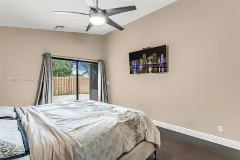 3331 NW 22nd Place Coconut Creek FL 33066