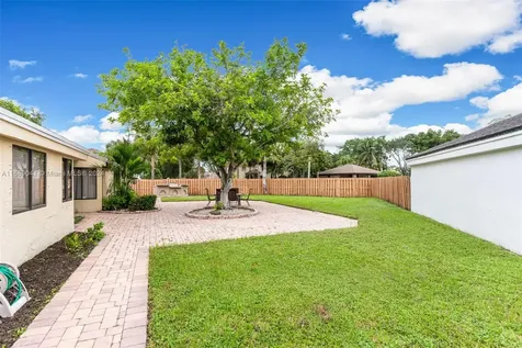 3331 NW 22nd Place Coconut Creek FL 33066