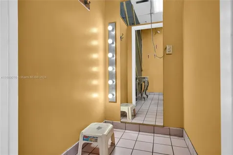 9848 SW 137 Avenue Miami FL 33186