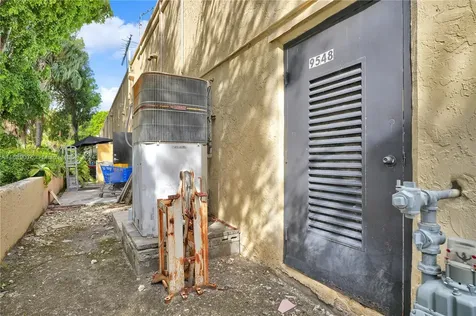 9848 SW 137 Avenue Miami FL 33186