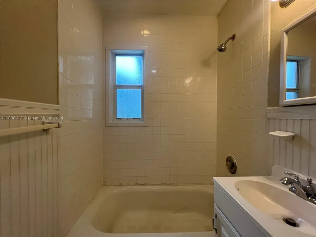 2644 Hayes Street Hollywood FL 33020