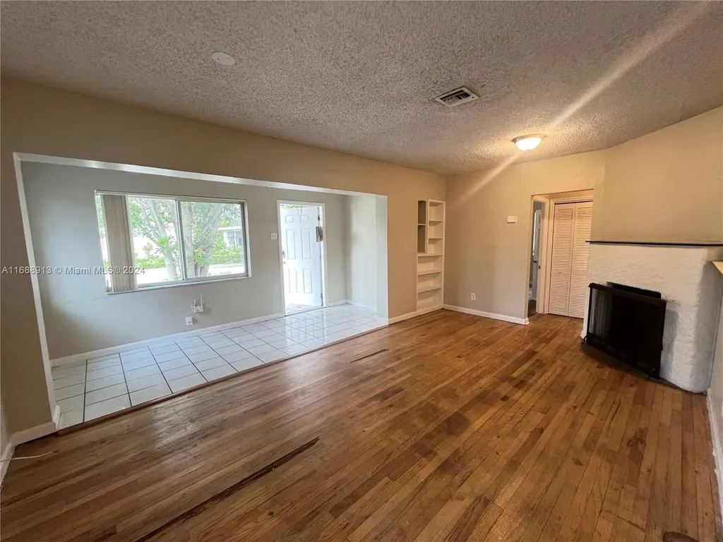 2644 Hayes Street Hollywood FL 33020