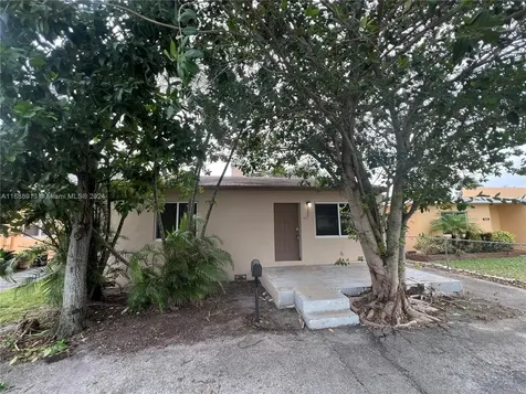2644 Hayes Street Hollywood FL 33020