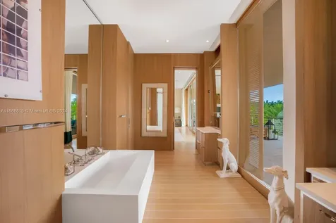 1510 W 25th Street Miami Beach FL 33140