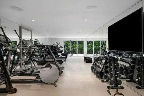 1510 W 25th Street Miami Beach FL 33140